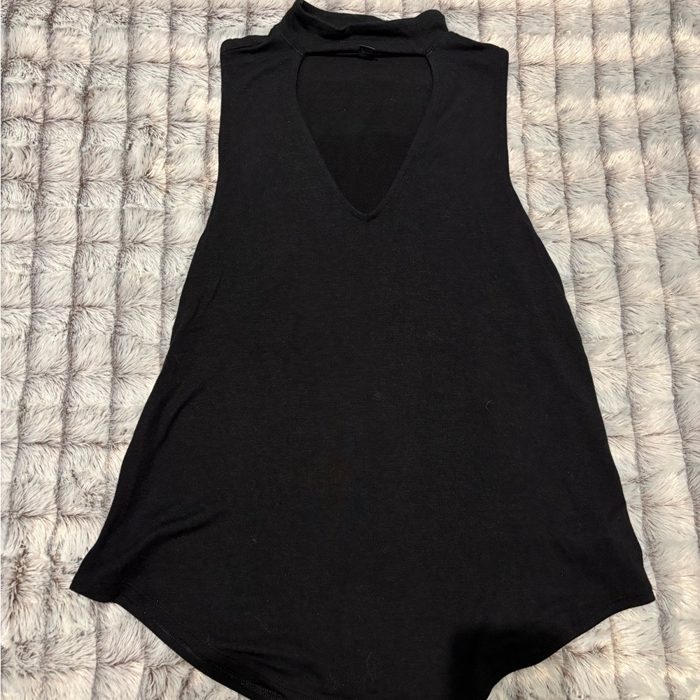 Express Keyhole Neck Tank Top, Black
